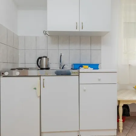 Apartments With A Parking Space Omis - 2745 Exterior foto