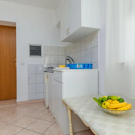 Apartments With A Parking Space Omis - 2745 Habitación foto
