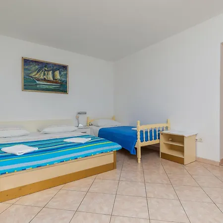 Apartments With A Parking Space Omis - 2745 Habitación foto