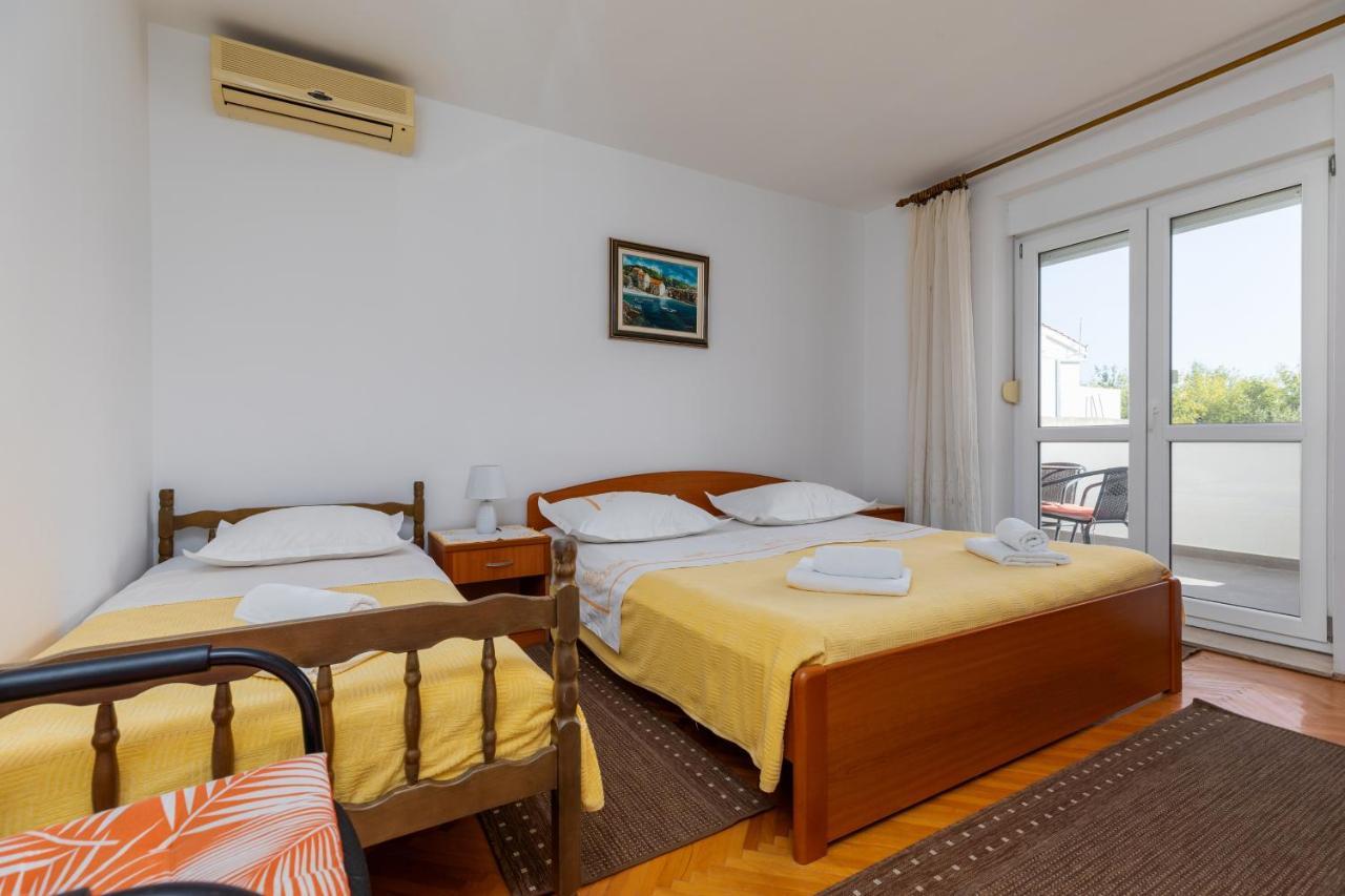 With A Parking Space - 2745 Omis