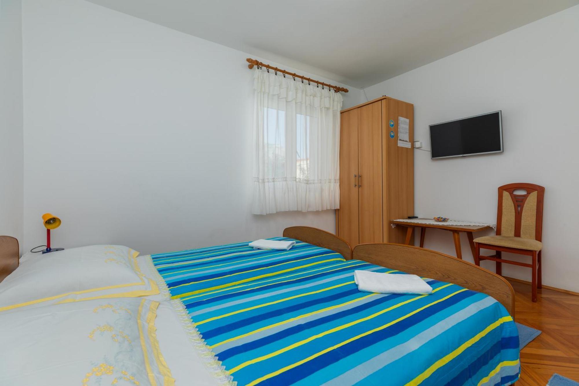Apartment With A Parking Space - 2745 Omis