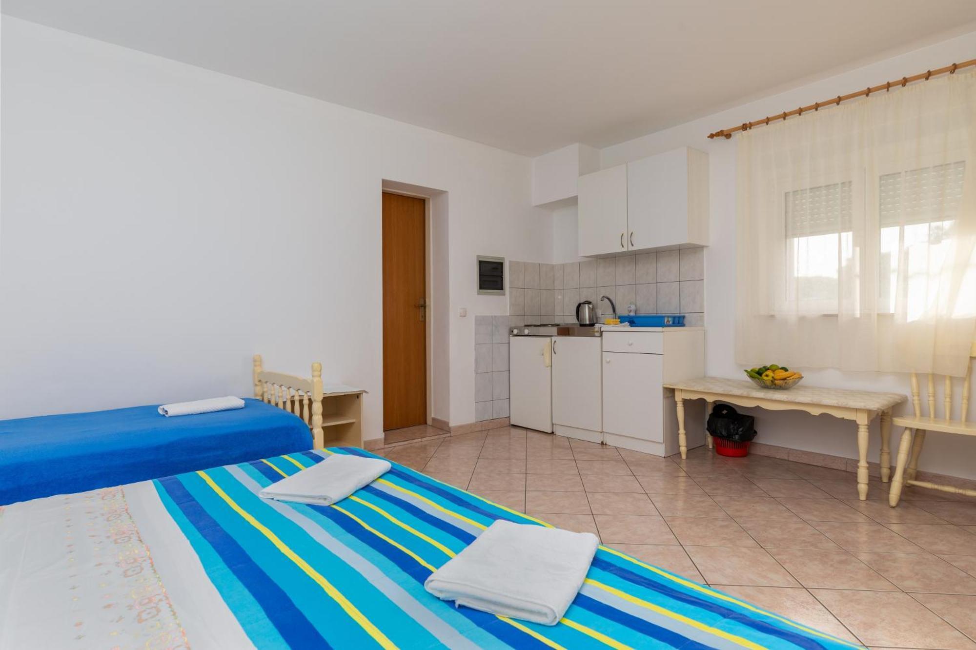 With A Parking Space - 2745 Omis